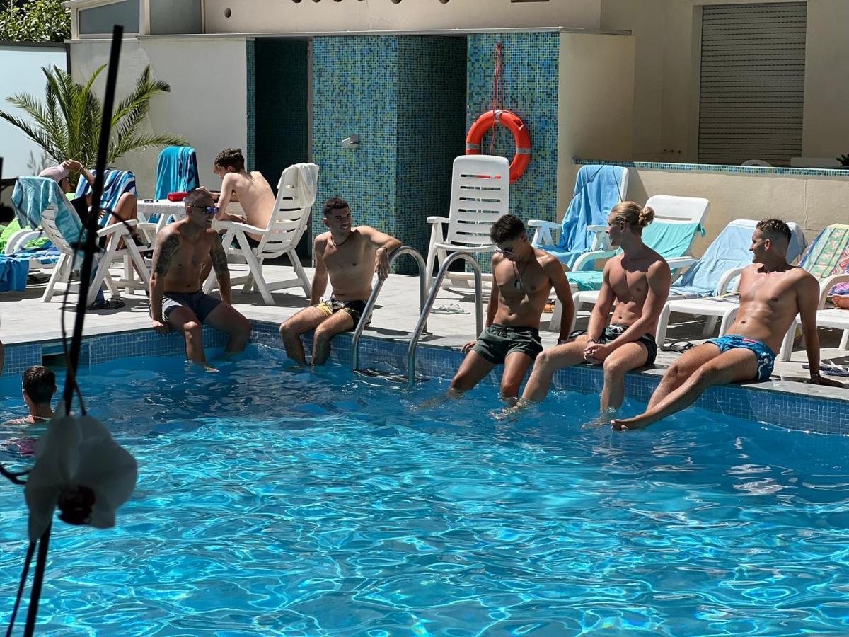 Apparthotel Ardea Riccione Luaran gambar