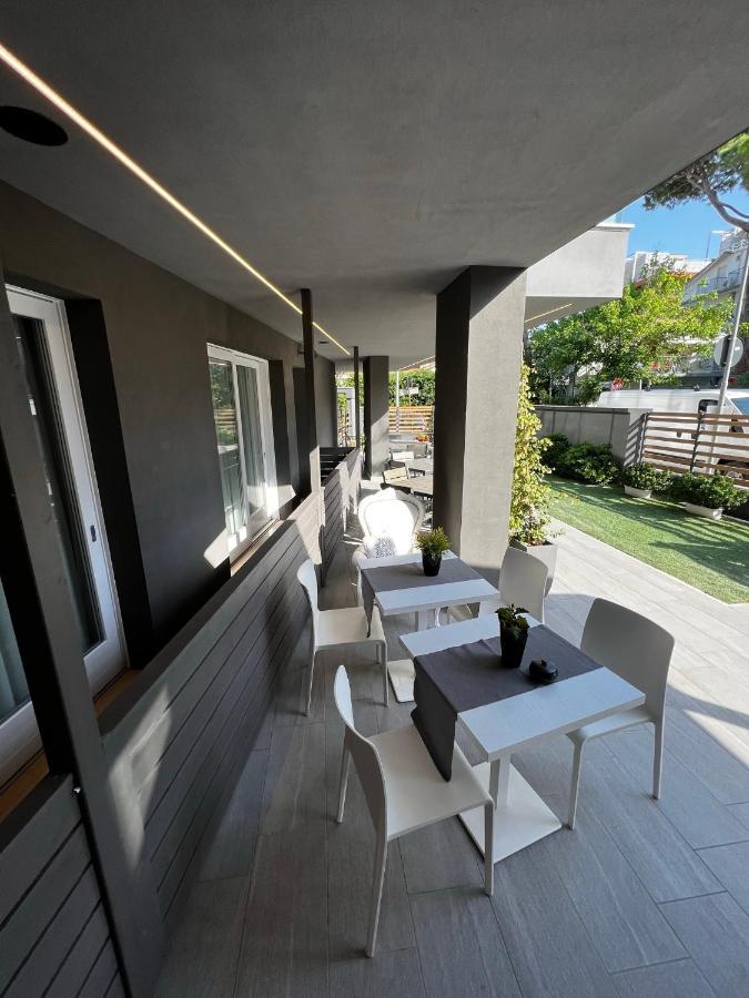 Apparthotel Ardea Riccione Luaran gambar