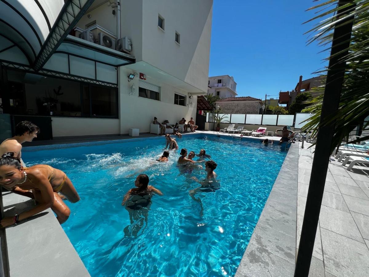 Apparthotel Ardea Riccione Luaran gambar