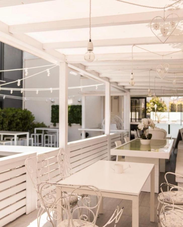 Apparthotel Ardea Riccione Luaran gambar
