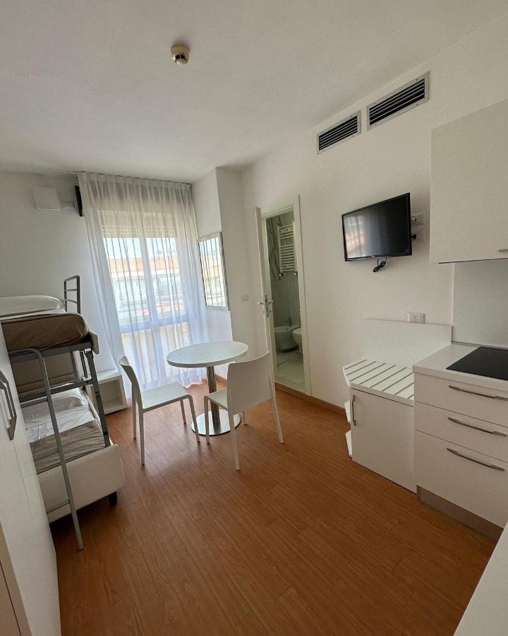 Apparthotel Ardea Riccione Luaran gambar